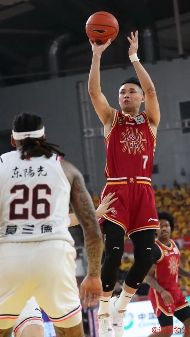 深圳男篮能否冲破连胜魔咒？张宁展现真男人风采，山西队为广东雪藏新援